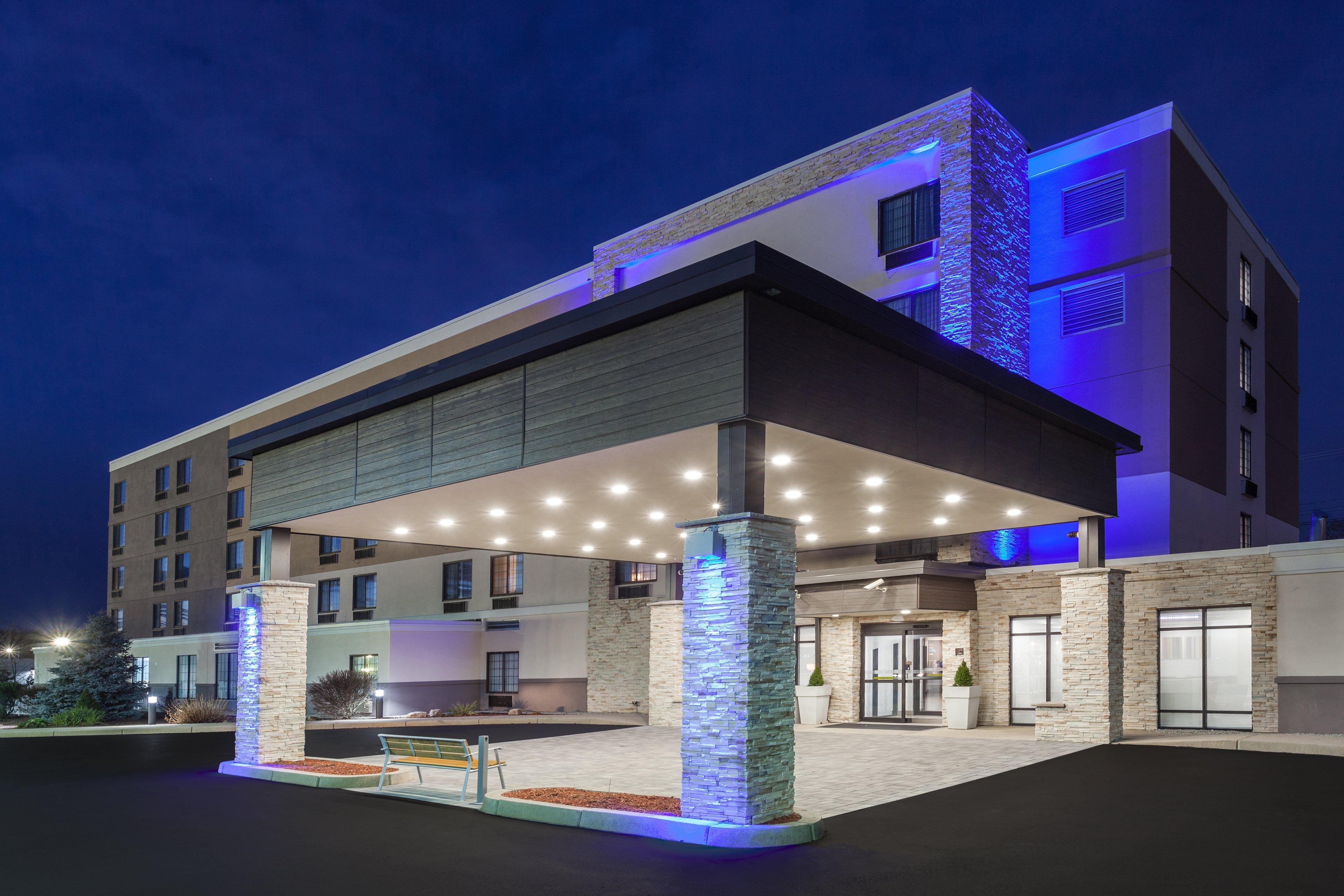 Holiday Inn Express Hotel & Suites Providence-Woonsocket By Ihg Eksteriør bilde