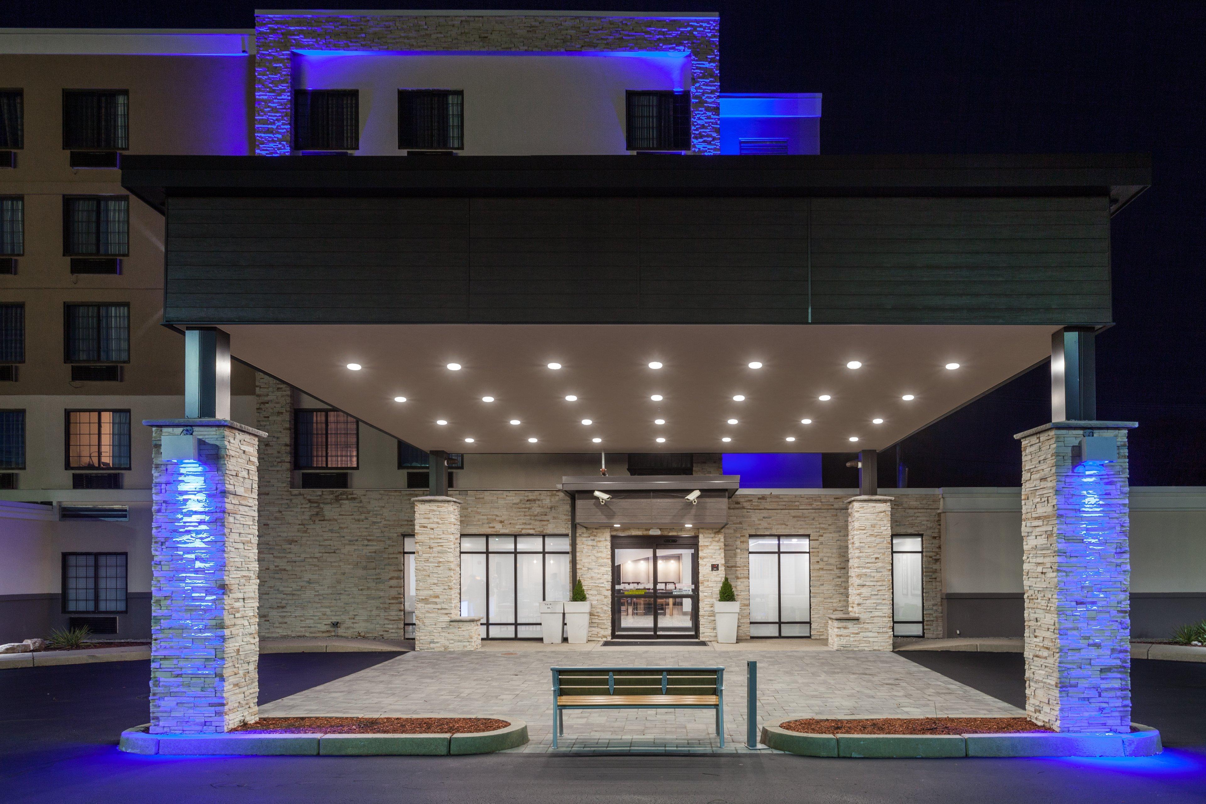 Holiday Inn Express Hotel & Suites Providence-Woonsocket By Ihg Eksteriør bilde