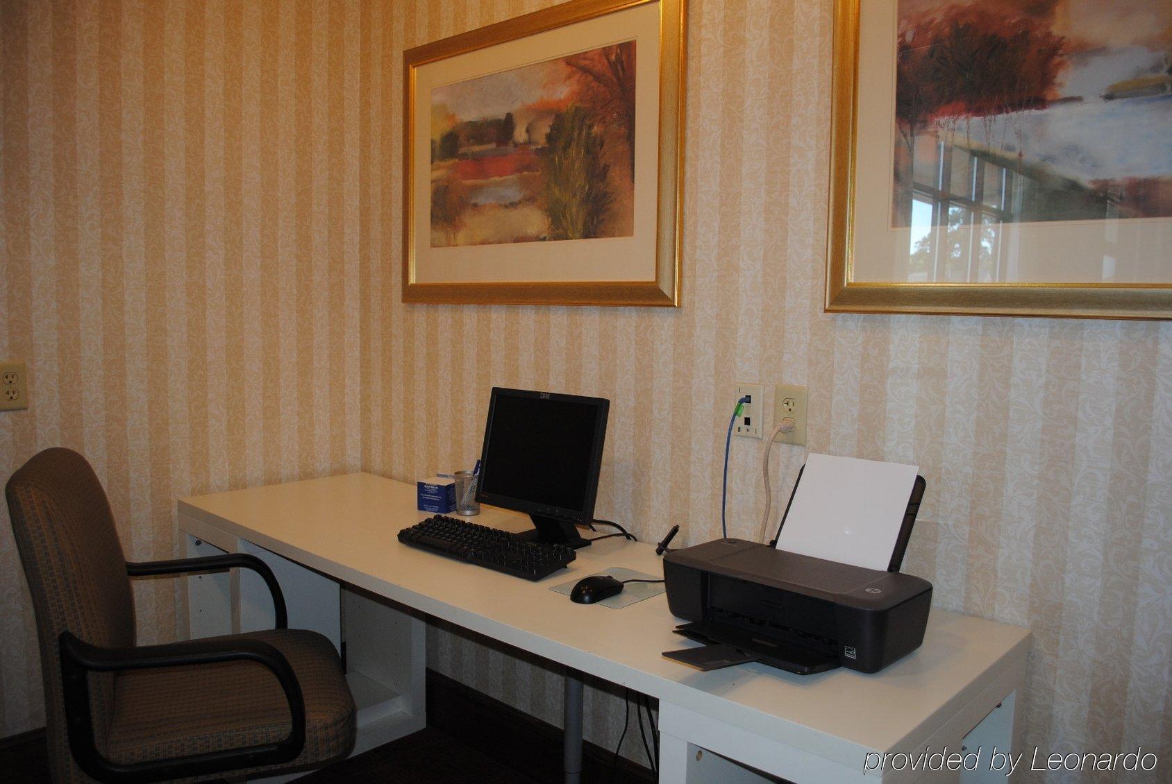 Holiday Inn Express Hotel & Suites Providence-Woonsocket By Ihg Business bilde