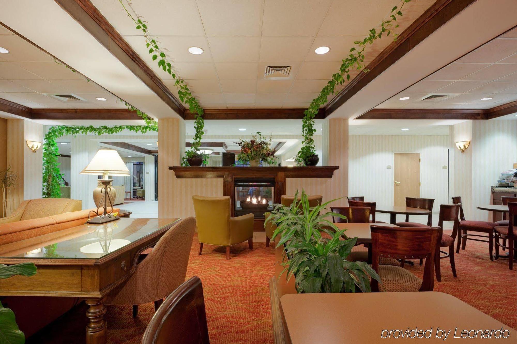 Holiday Inn Express Hotel & Suites Providence-Woonsocket By Ihg Restaurant bilde